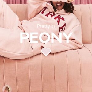 Parke Women's Pink Sweatshirt